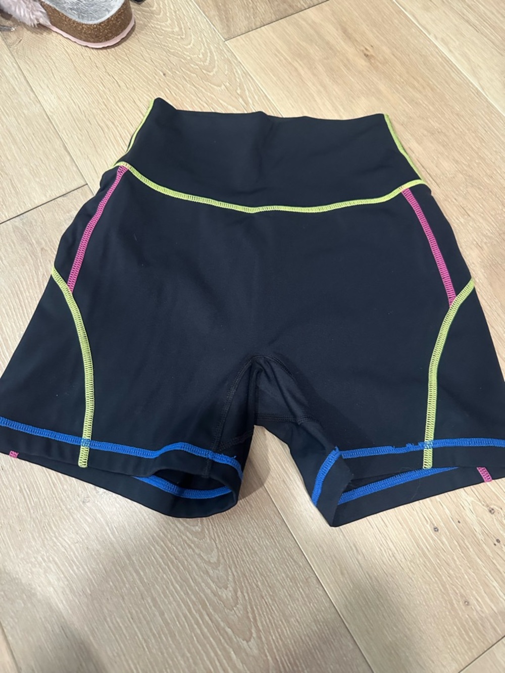 Buffbunny Women’s High-Waist Black Active Shorts with Contrast Stitching